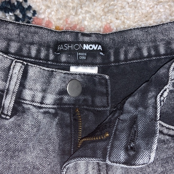 jean shorts - Picture 3 of 3